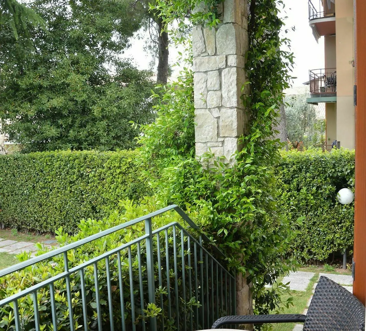 Apartment Appartamenti Meridiana Torri Del Benaco